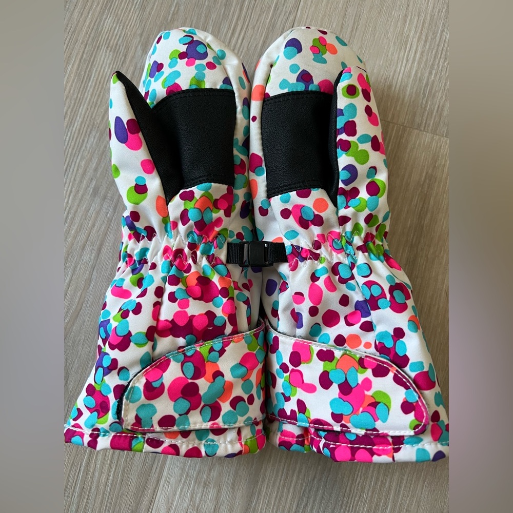 Snow gloves